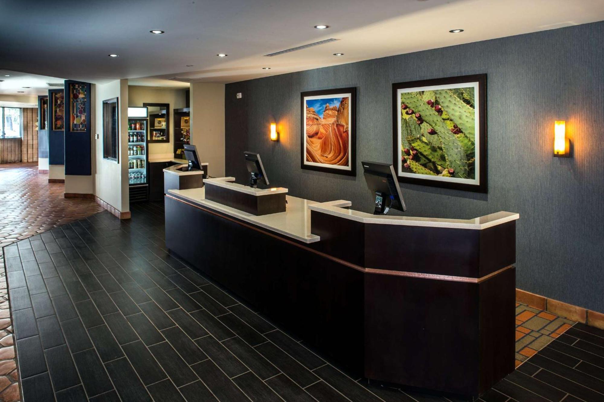Doubletree By Hilton Phoenix- 4*