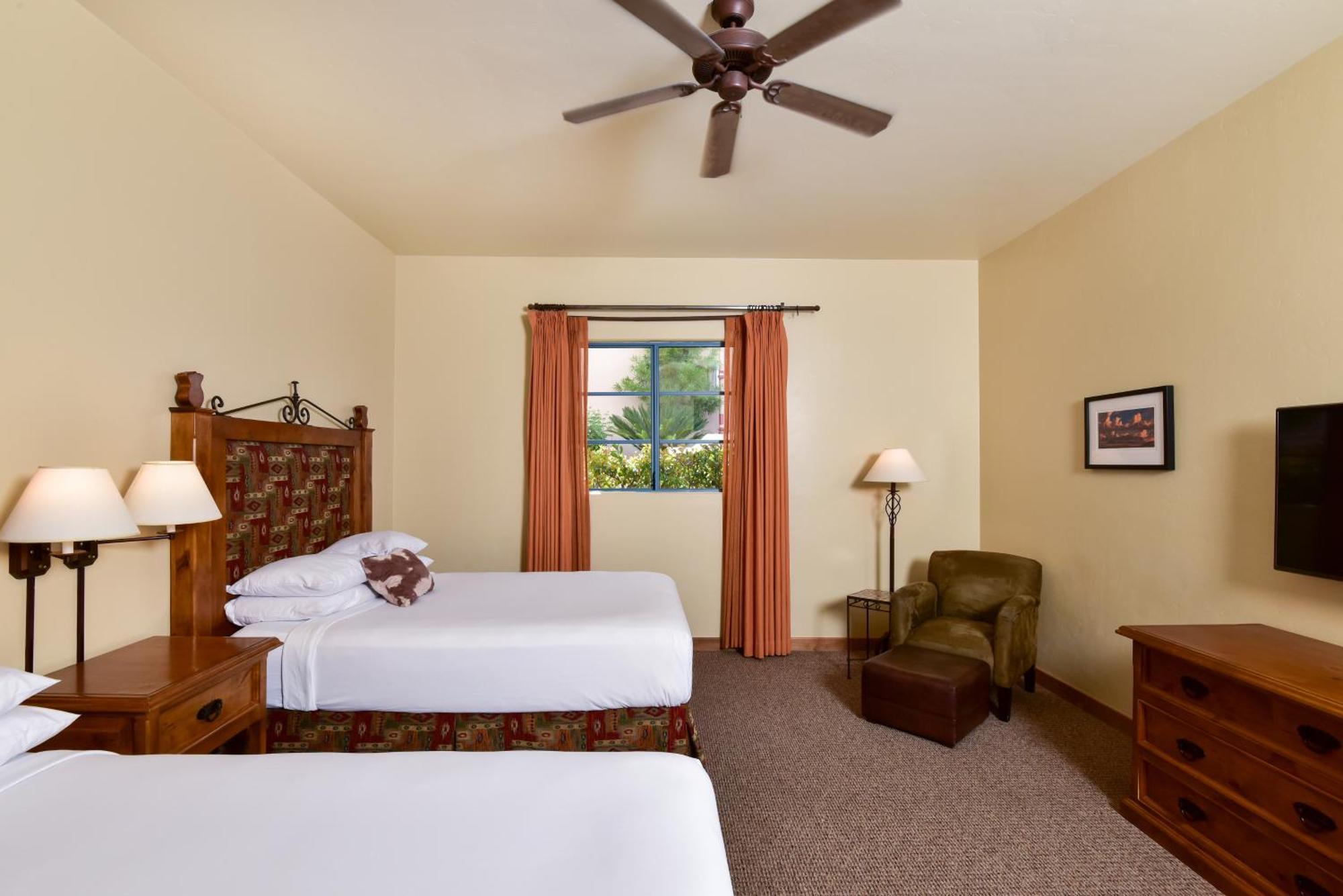 On The Desert Lodge Tucson