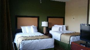 Extended America - - Midtown Hotel