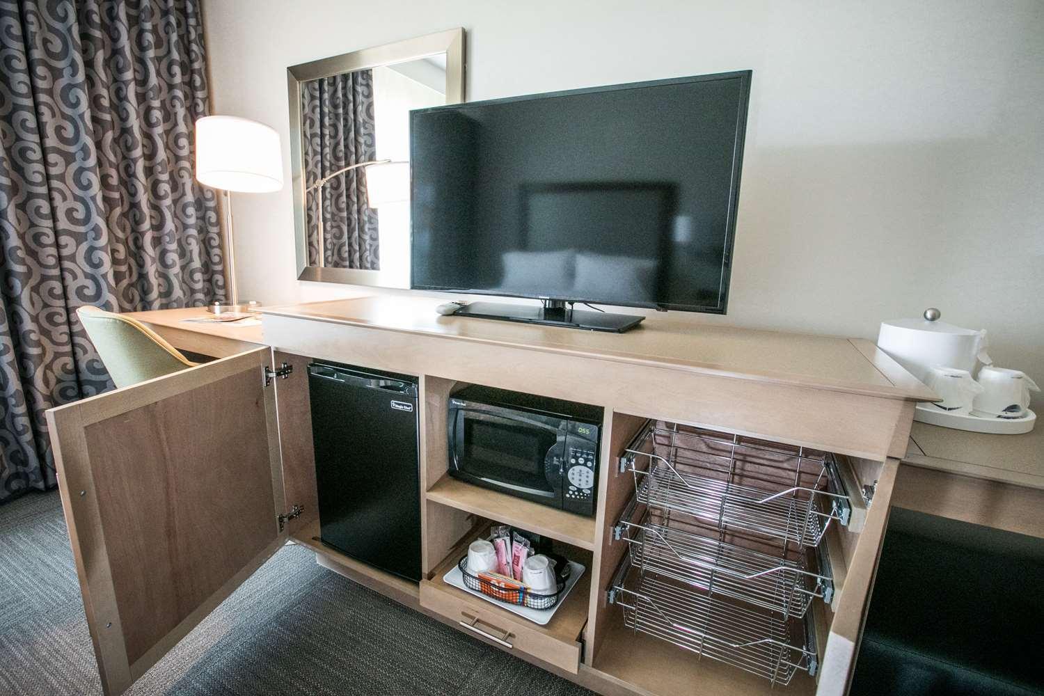 Hampton & Tempe/phoenix Airport, Az 3*