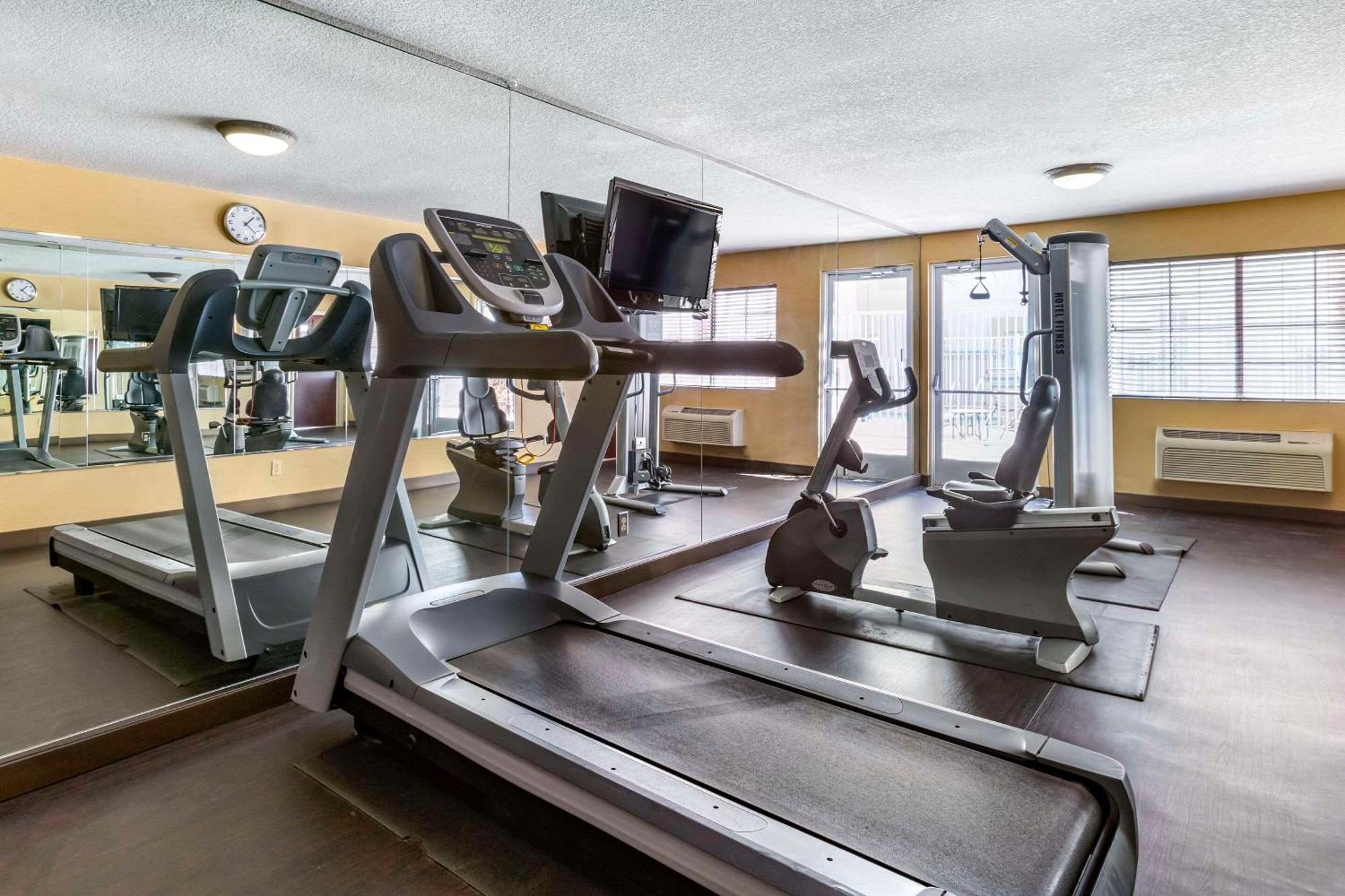 Comfort Phoenix Airport Hotel Tempe