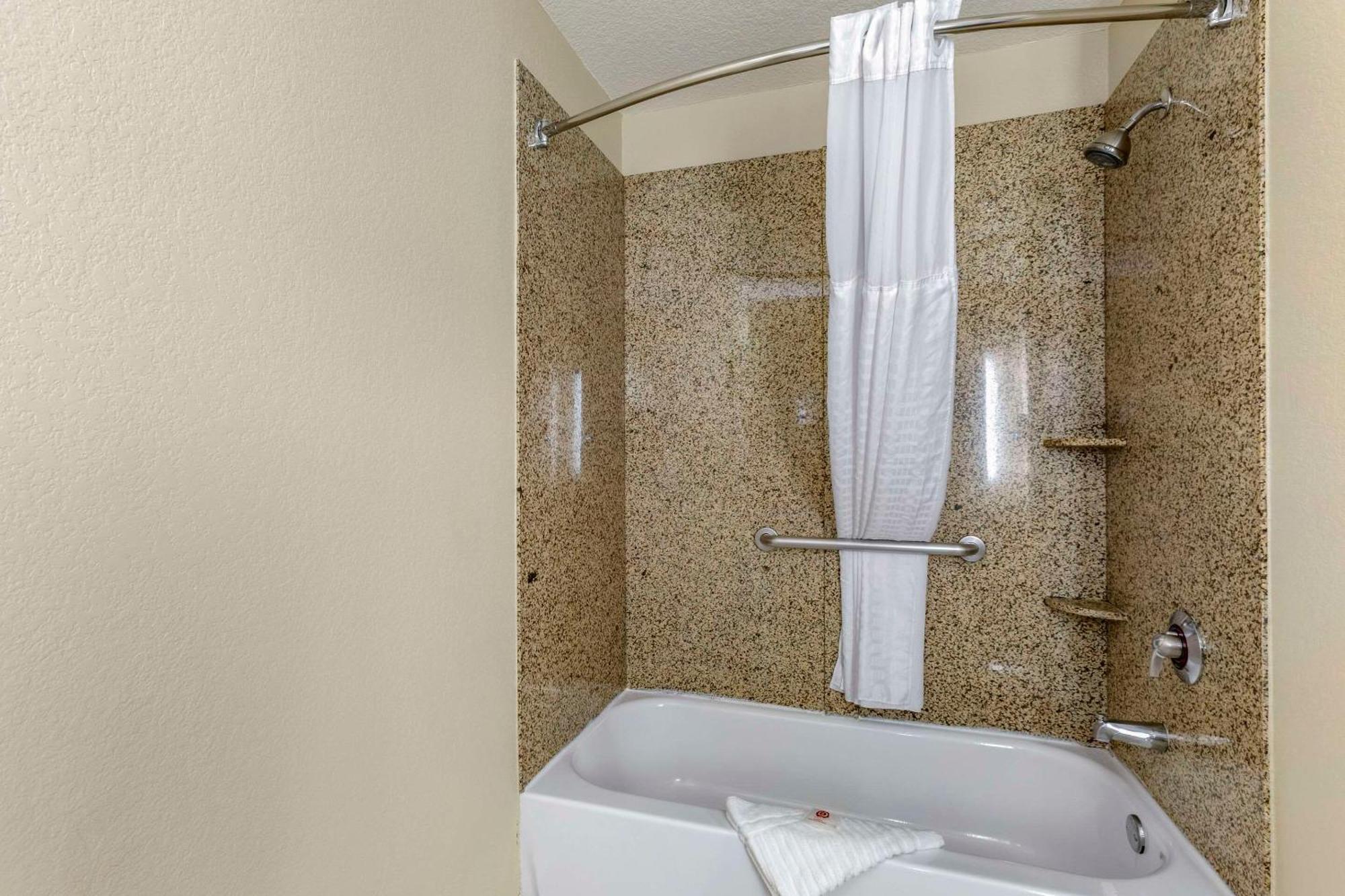 Comfort Phoenix Airport Hotel Tempe