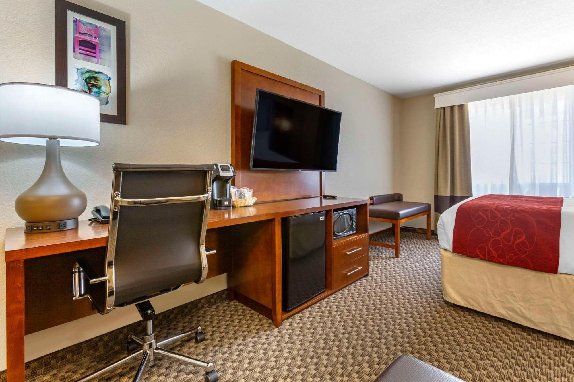 Comfort Phoenix Airport Hotel Tempe