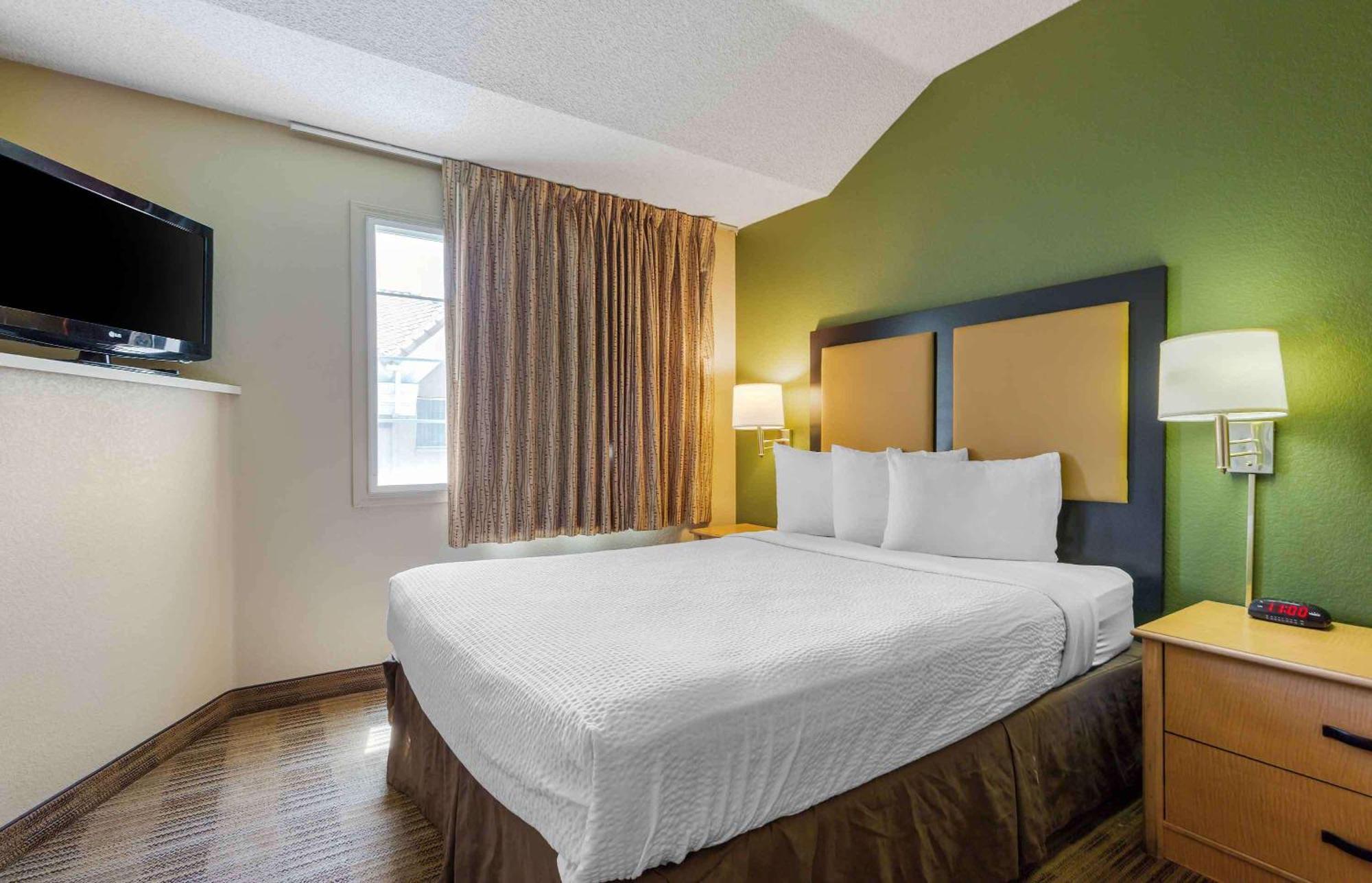 Extended America - Phoenix - Airport - Hotel 2*