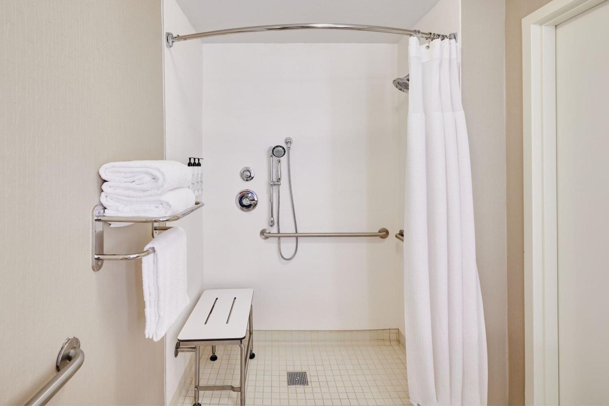 Hotel Springhill Phoenix Airport 3*