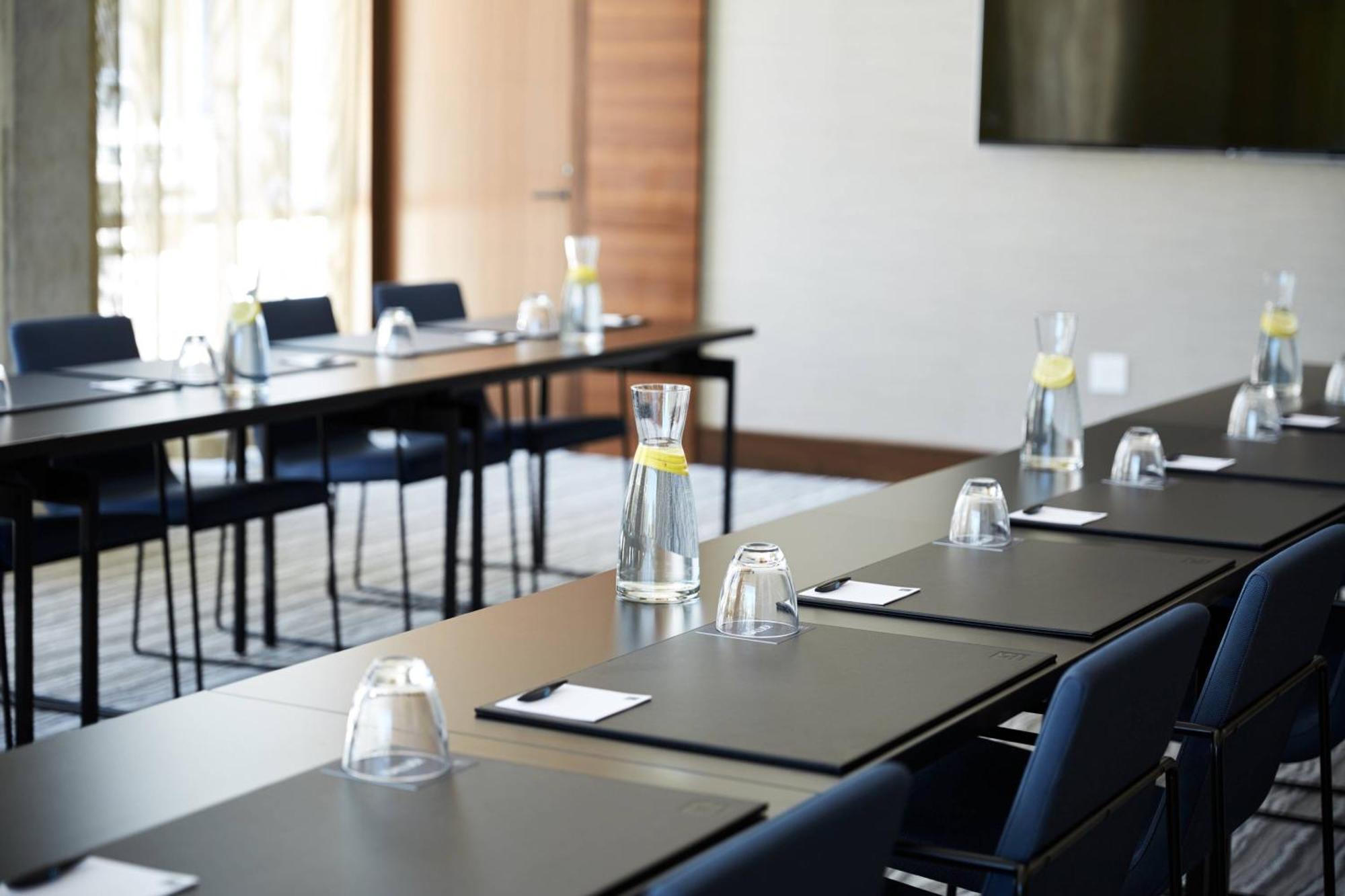 Hotel Ac By Marriott Phoenix Tempe/downtown