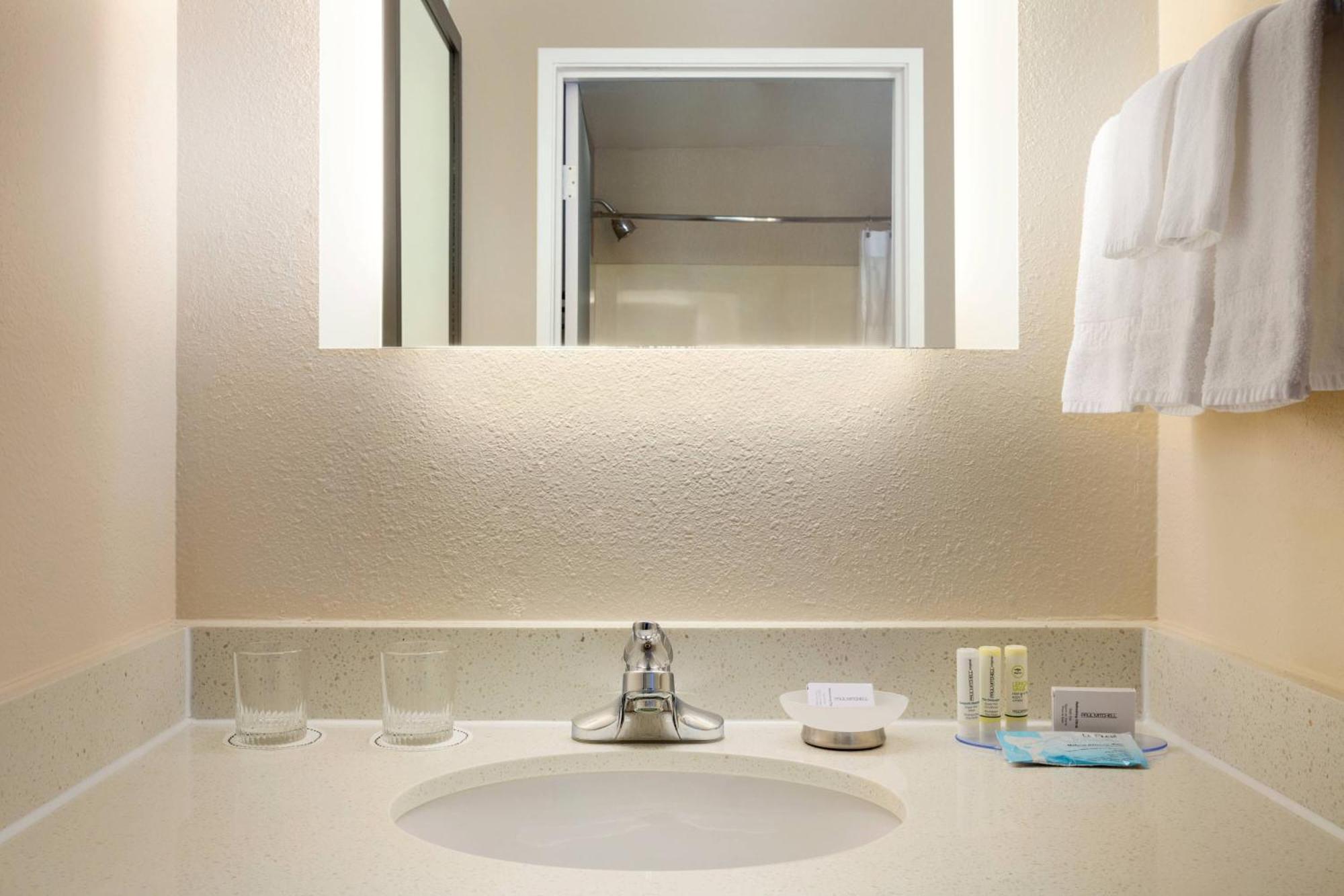 Hotel Springhill North 3*