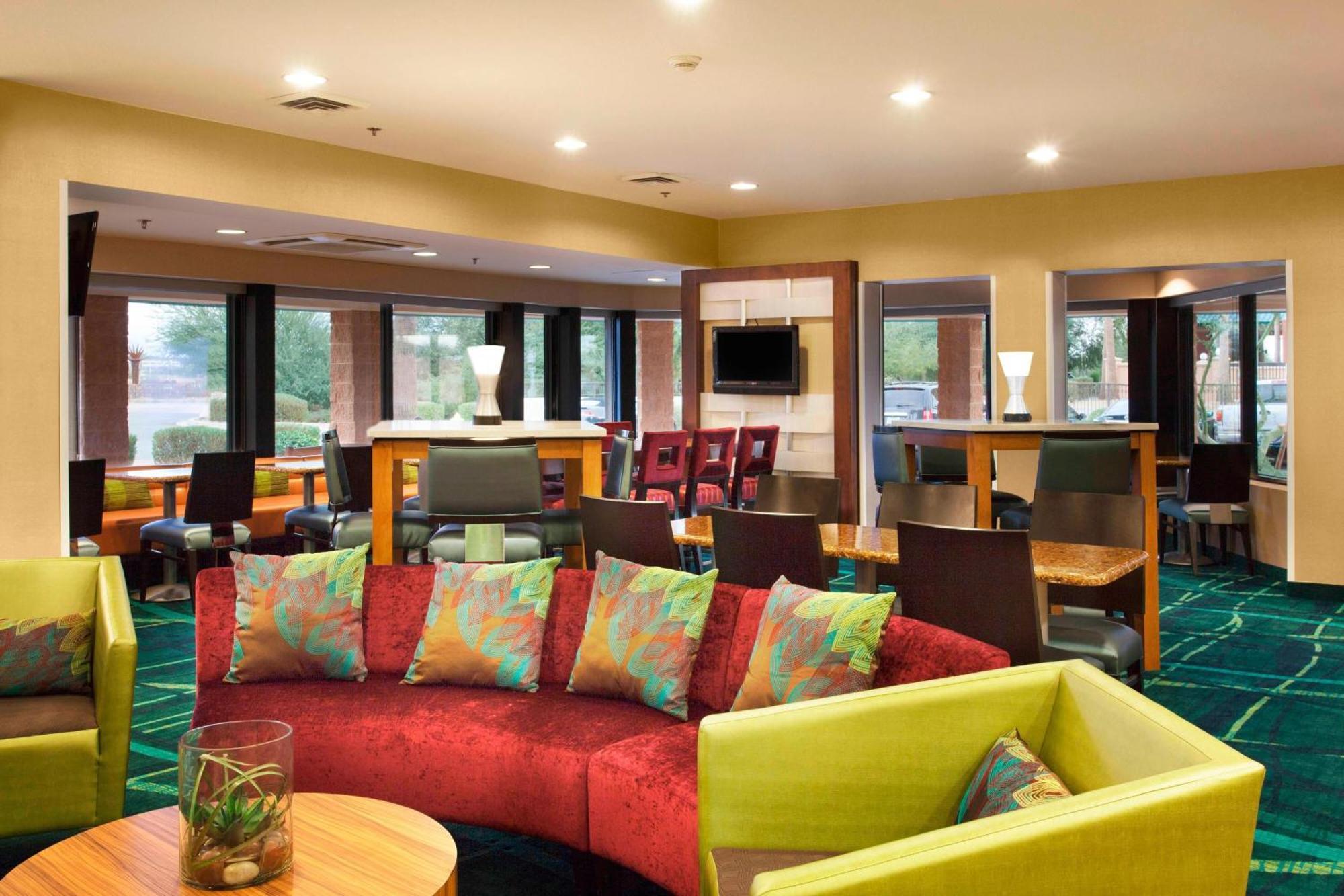 Hotel Springhill Phoenix Airport 3*