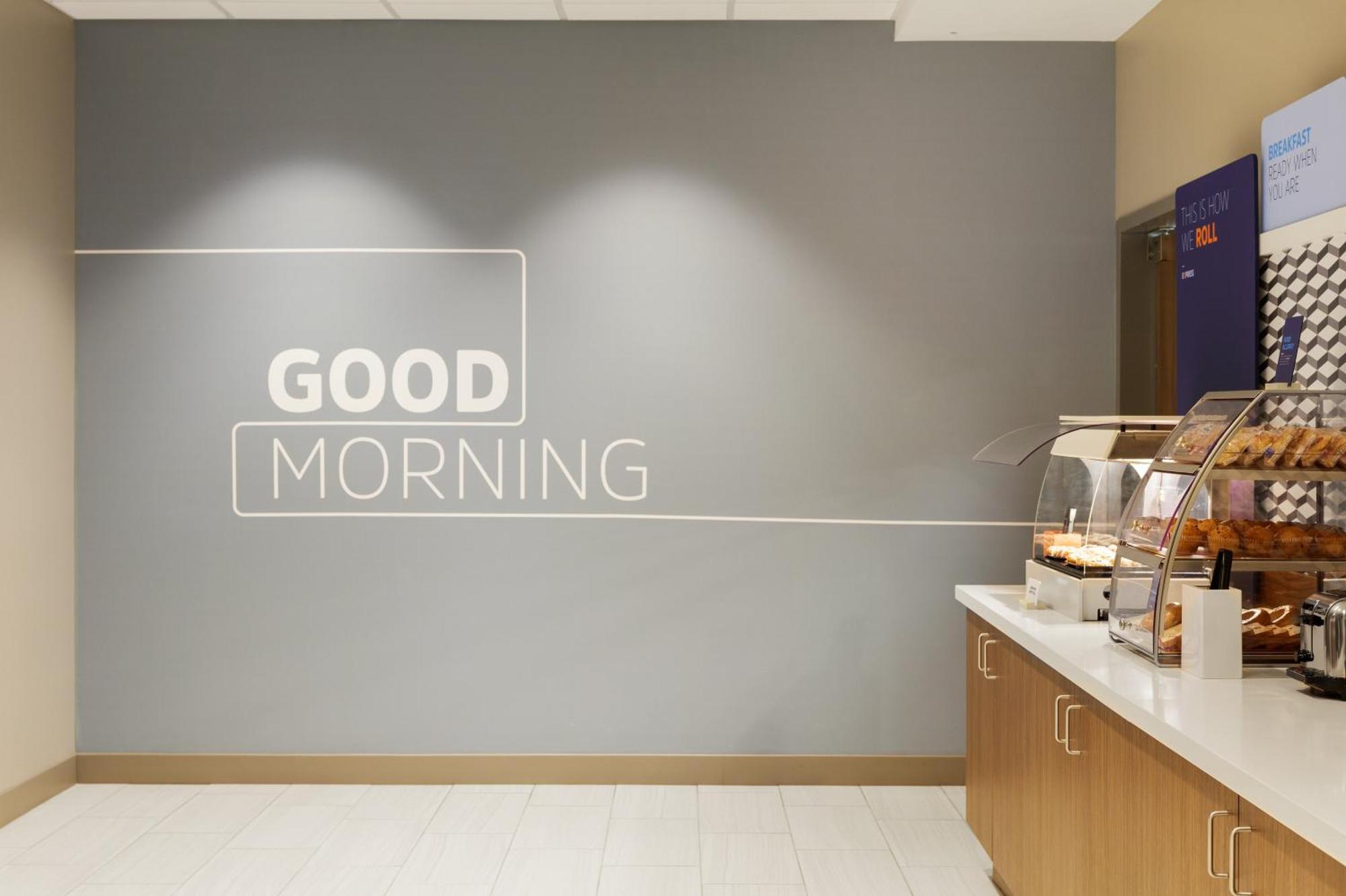 Express & By Ihg Nogales