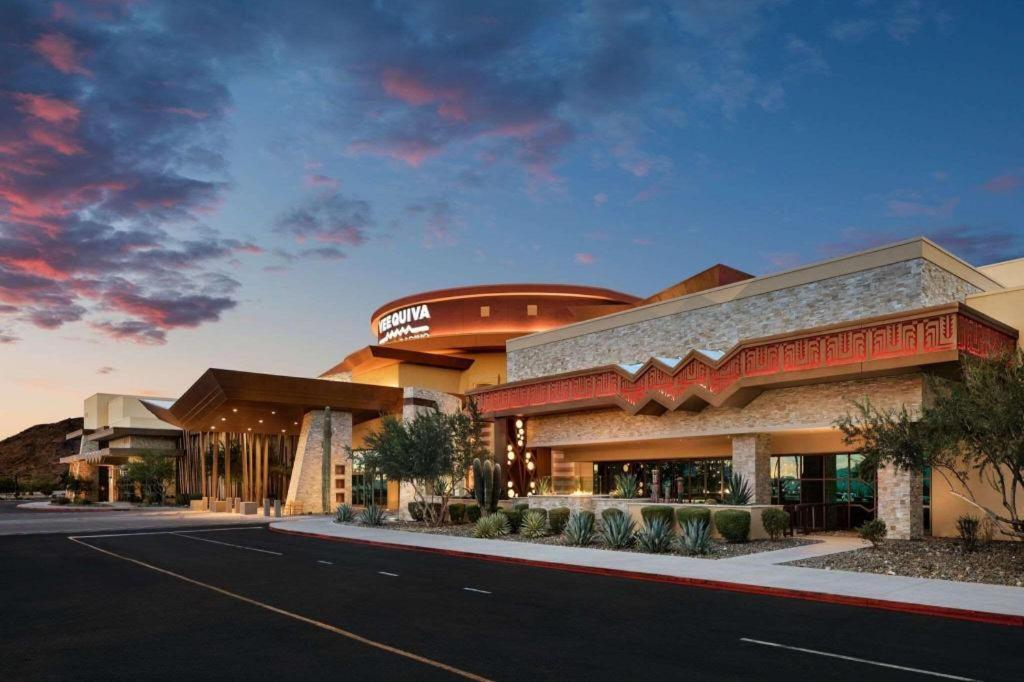 Vee Quiva & Casino Hotel