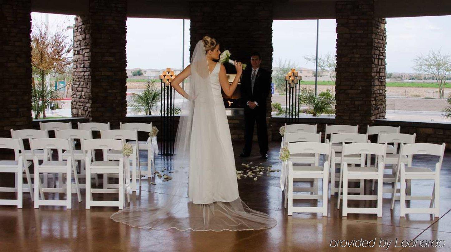Hilton Garden Phoenix/avondale 3*