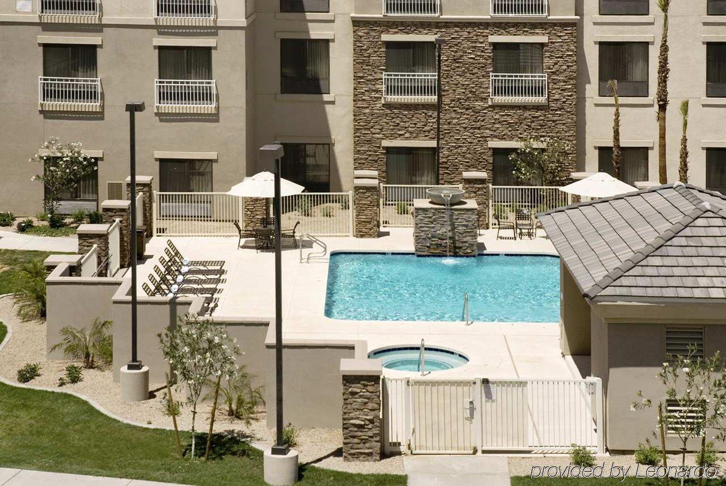 Hilton Garden Phoenix/avondale 3*
