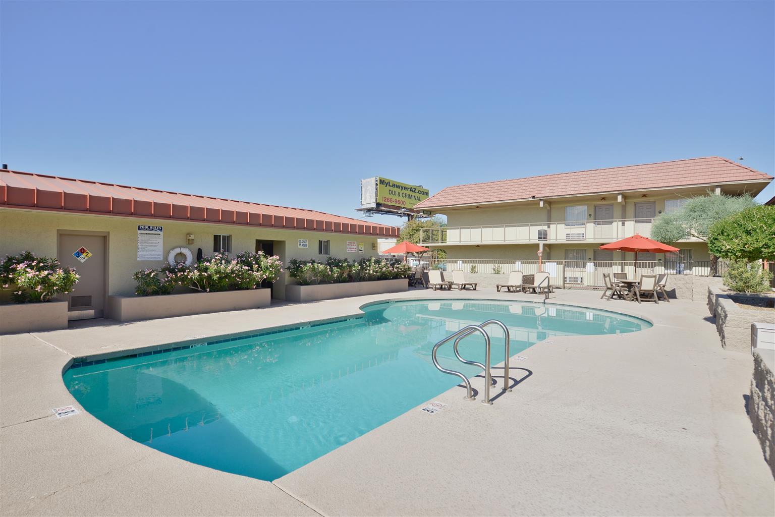 Inn Western Airport