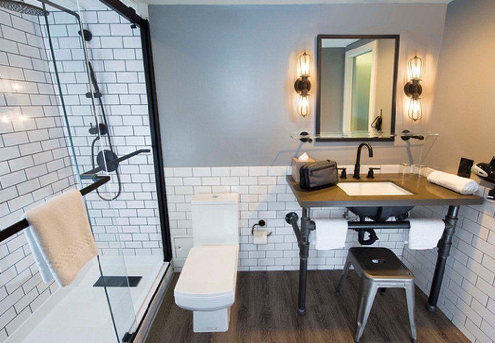 Moxy Phoenix Tempe/asu Area