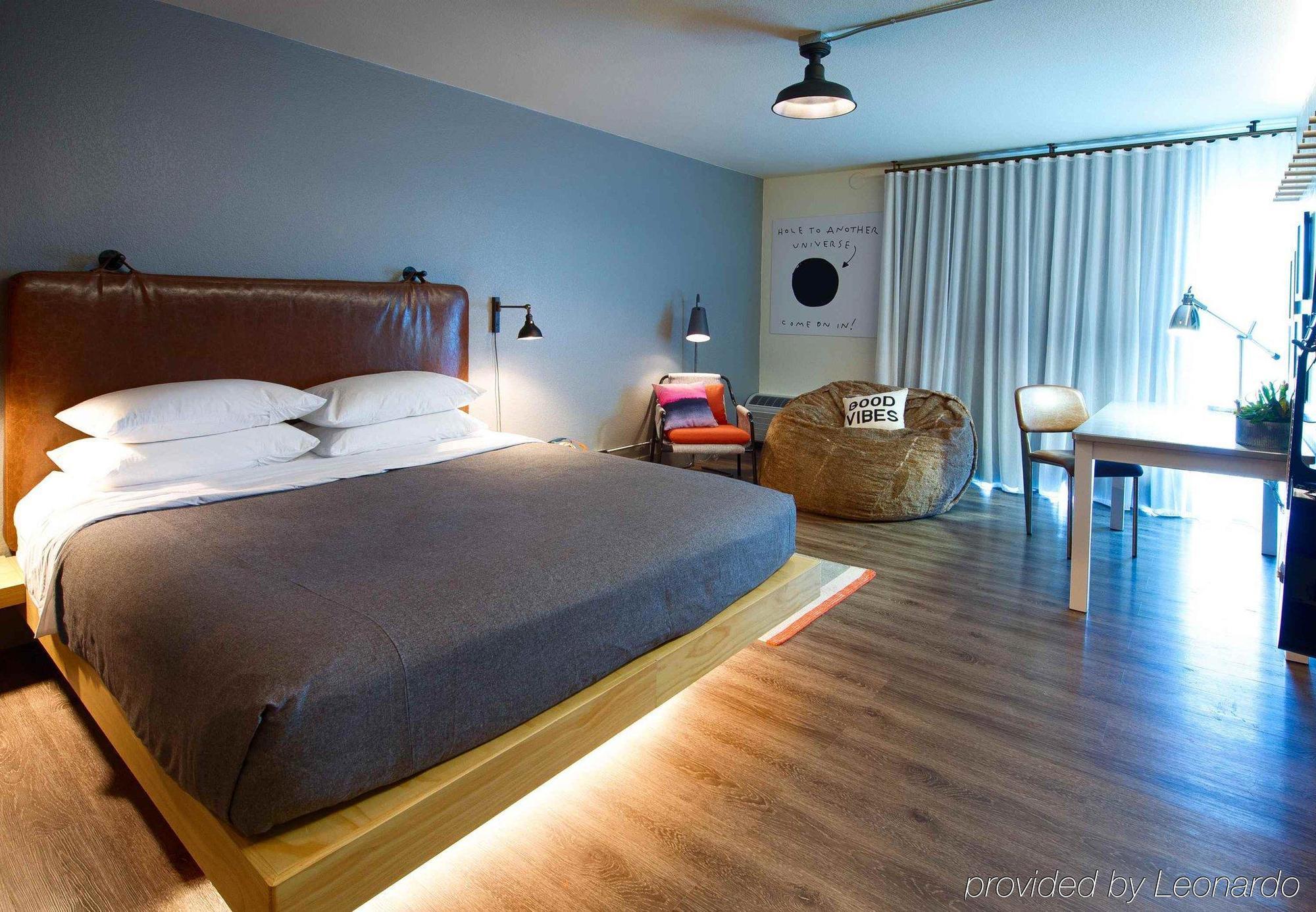 Hotel Moxy Phoenix Tempe/asu Area 3*