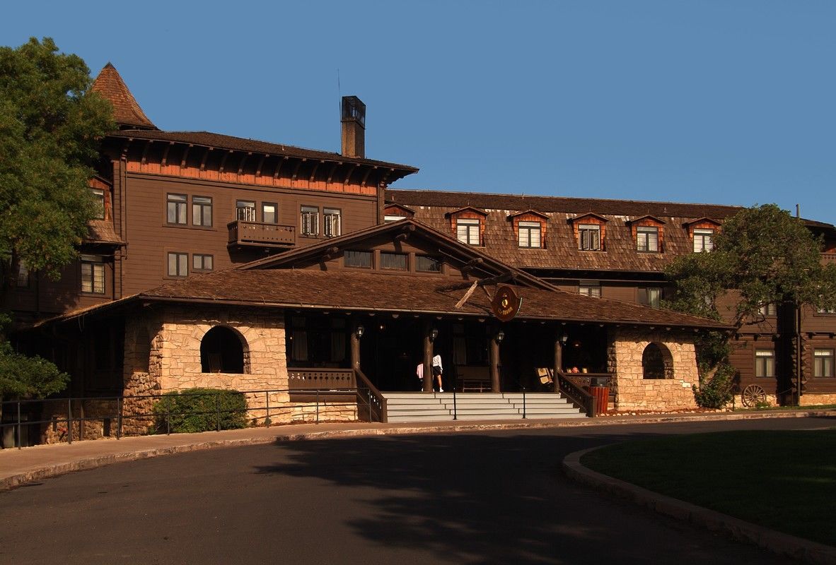 El Tovar