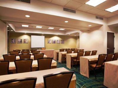 Springhill Phoenix Airport Hotel 3*