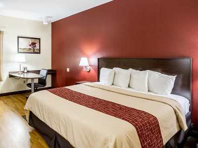 Red Roof Plus+ - Phoenix Airport 3* Tempe