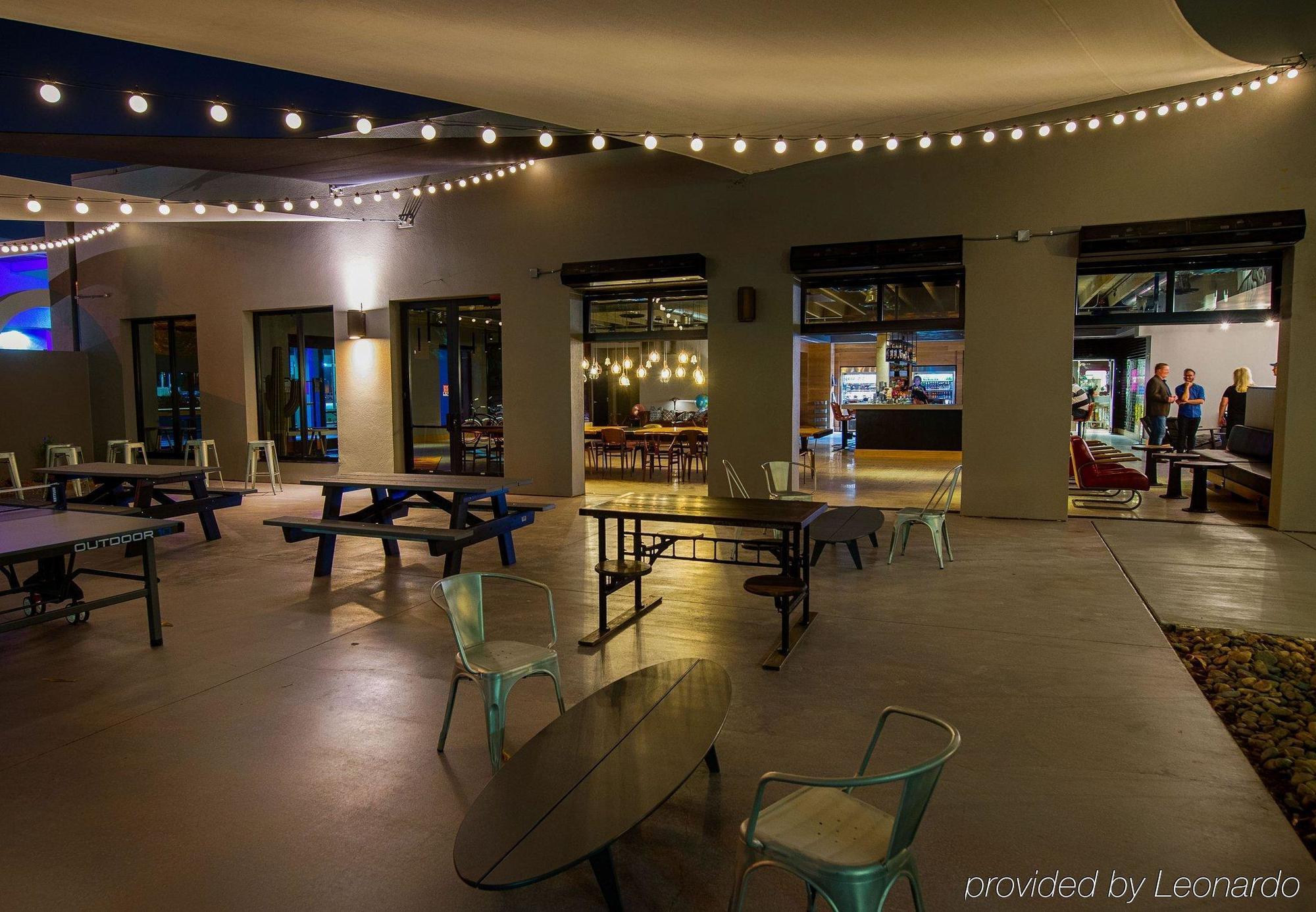 Moxy Phoenix Tempe/asu Area Hotel