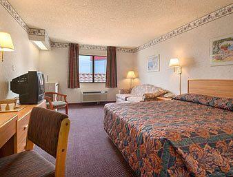 Super 8 By Wyndham Tucson/grant Road Area Az Hotel Tucson