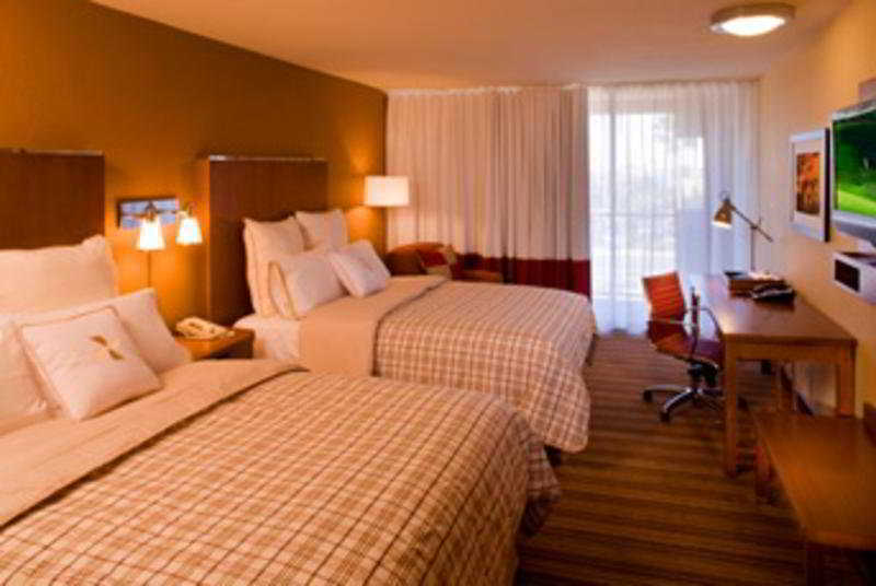 Moxy Phoenix Tempe/asu Area 3* Tempe