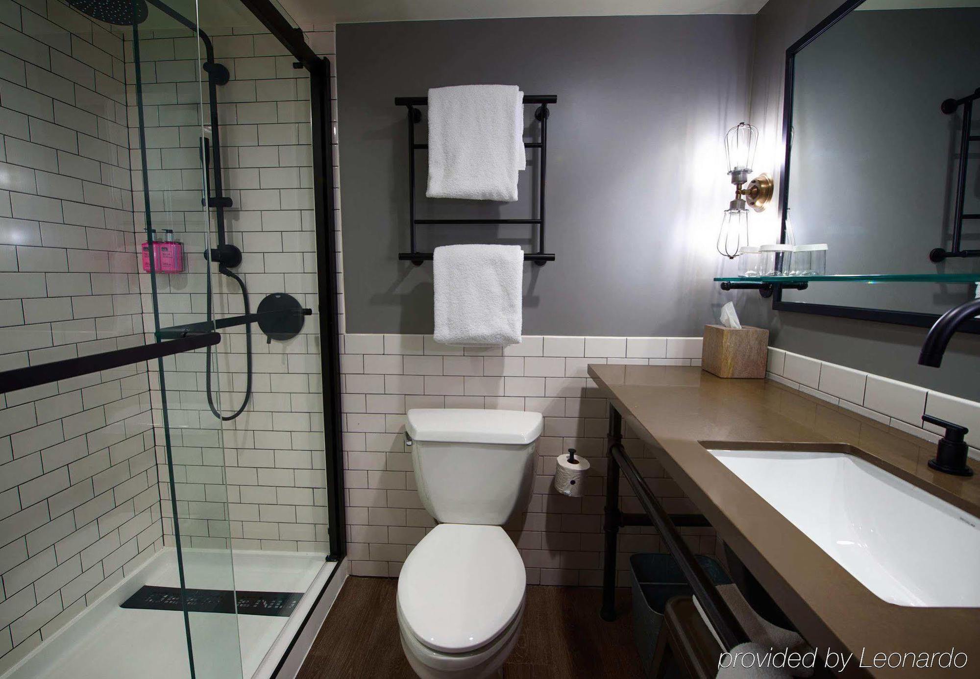 Hotel Moxy Phoenix Tempe/asu Area