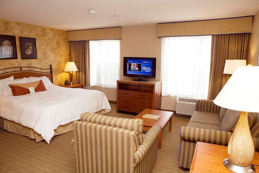 Hilton Garden Airport Hotel 3*