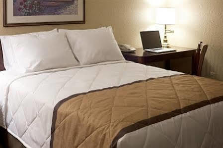 Extended America - - Midtown Hotel