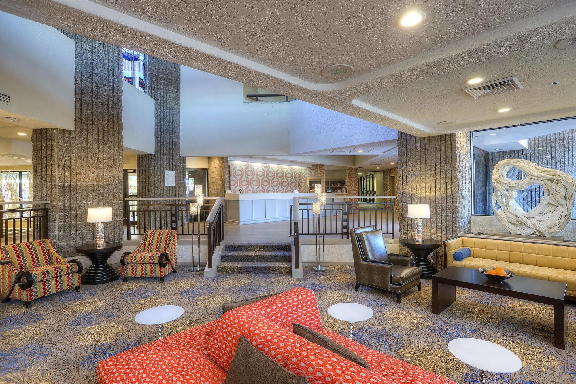 Doubletree By Hilton North Phoenix