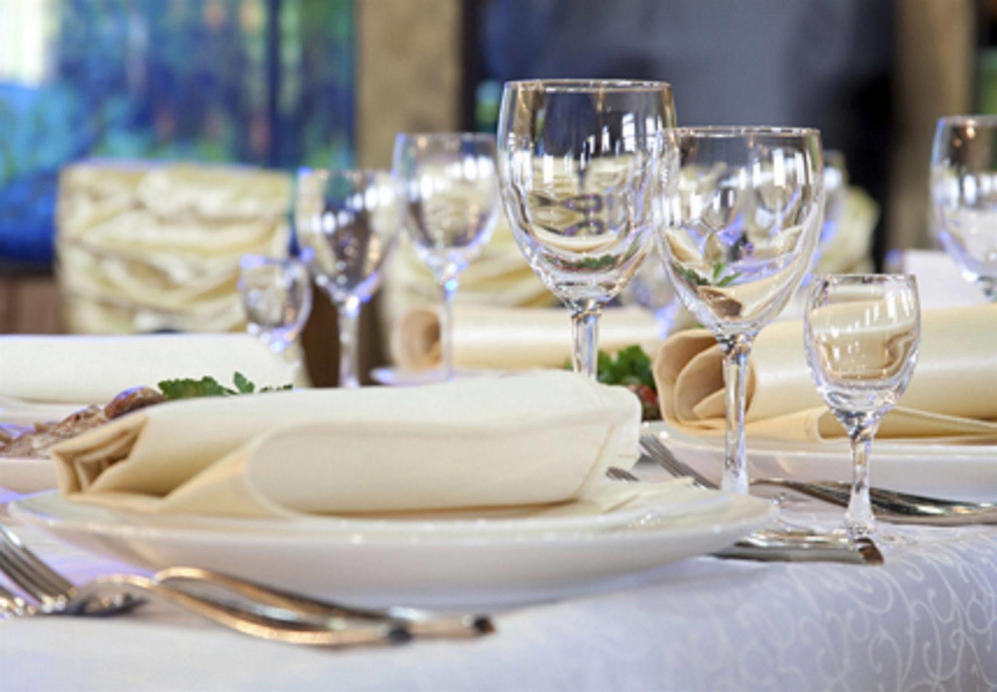 Vee Quiva & Casino Hotel 3*