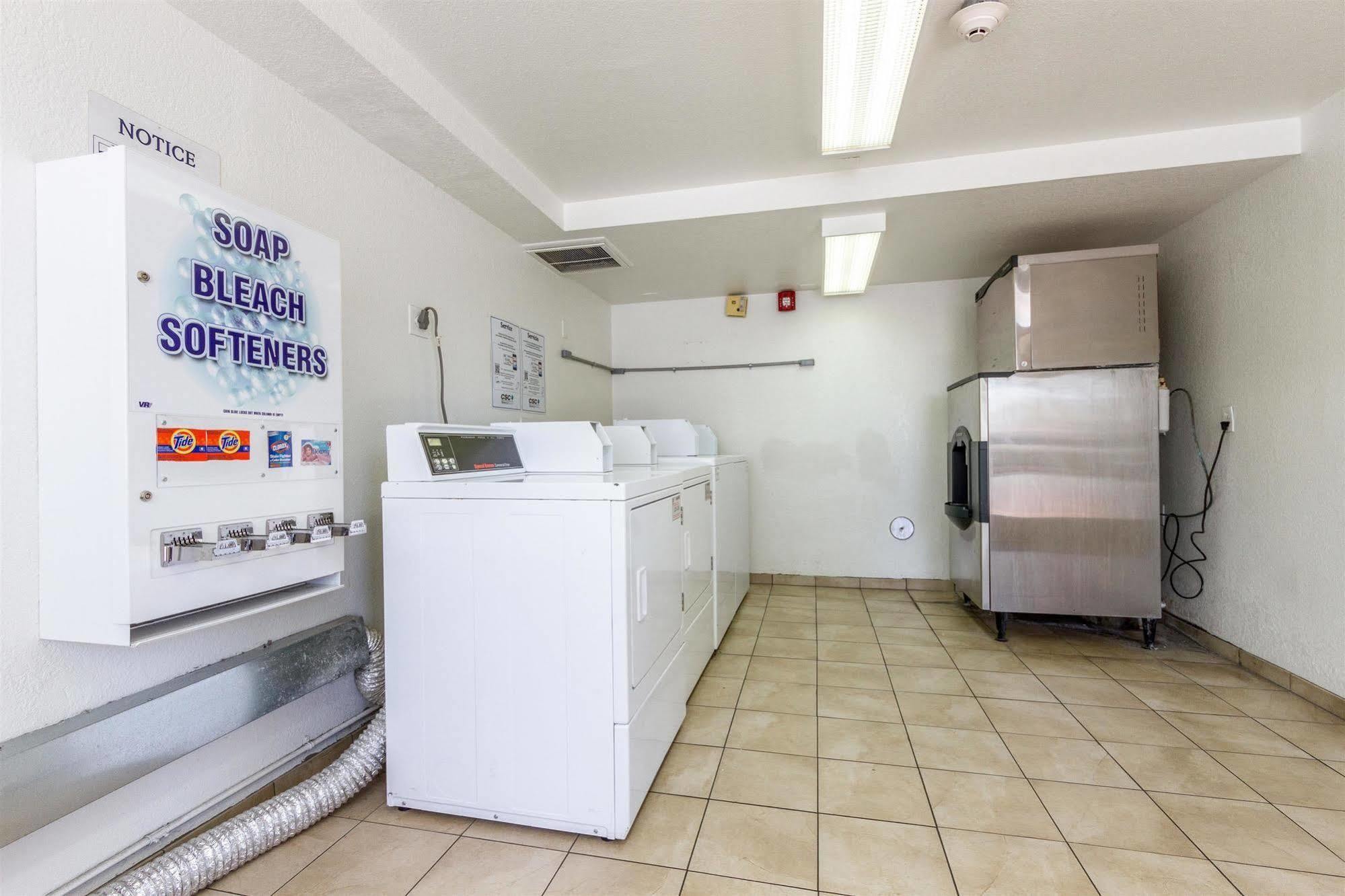 6 Tempe, Az Phoenix Airport Priest Dr Hotel 2*