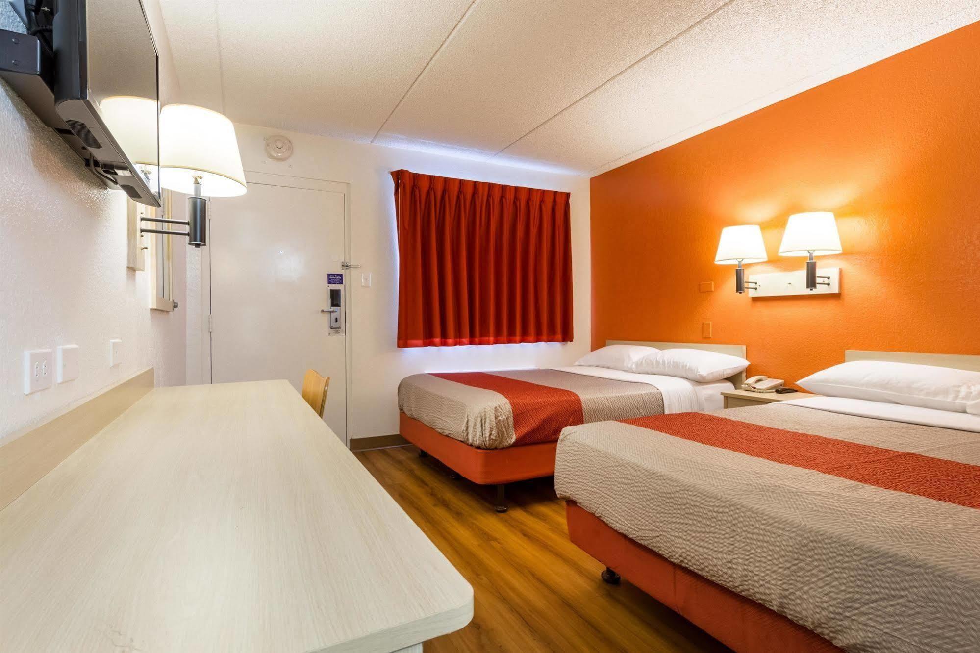 6 Tempe, Az Phoenix Airport Priest Dr Hotel