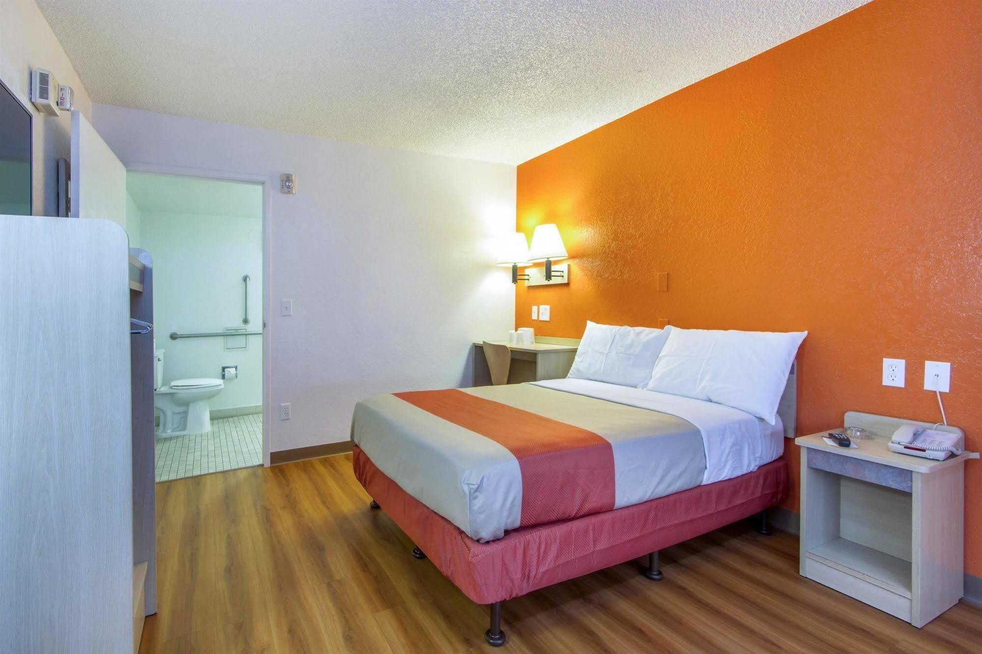 Hotel Phoenix Inn 2*