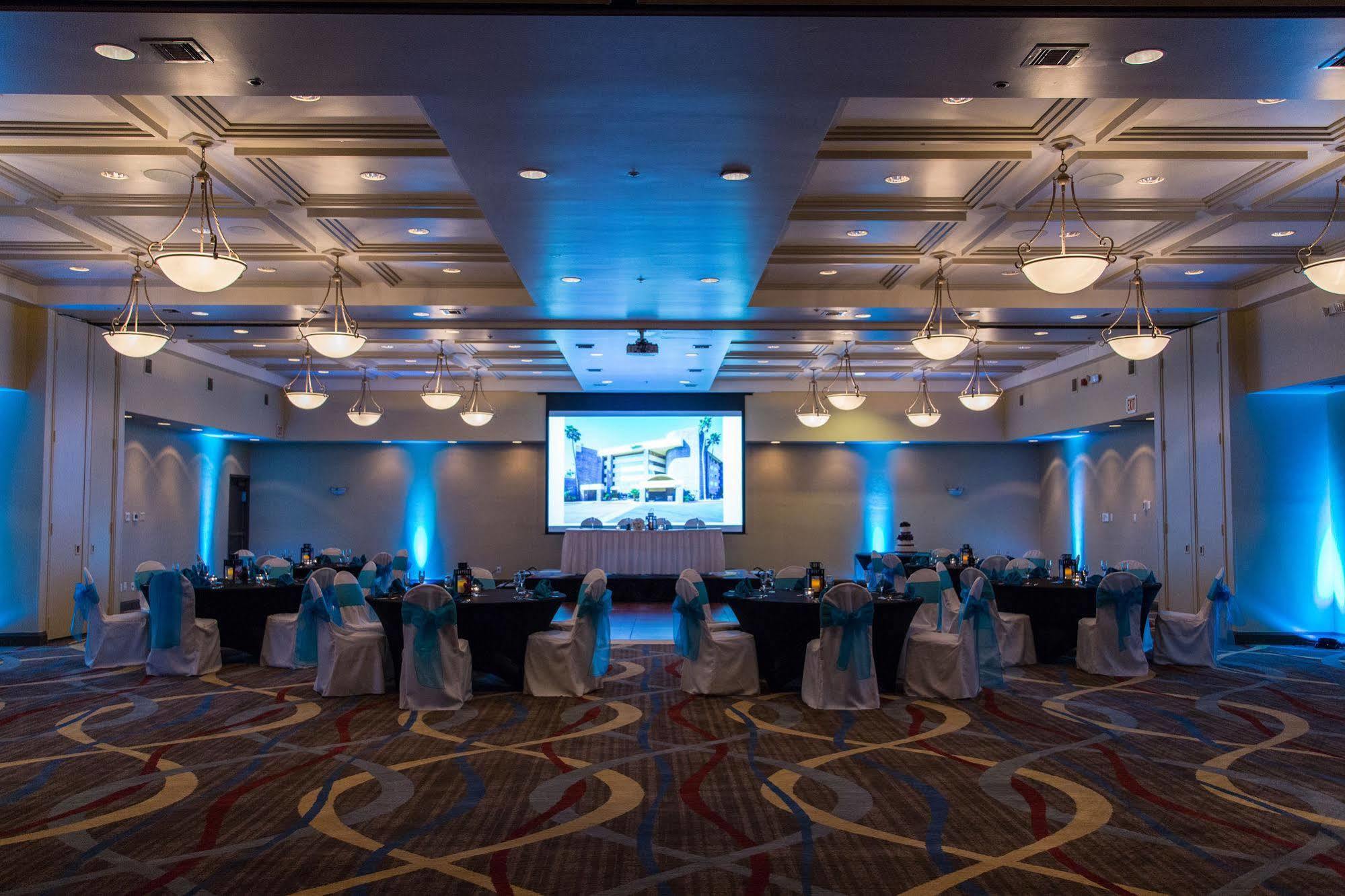 Hotel Doubletree By Hilton North 4*