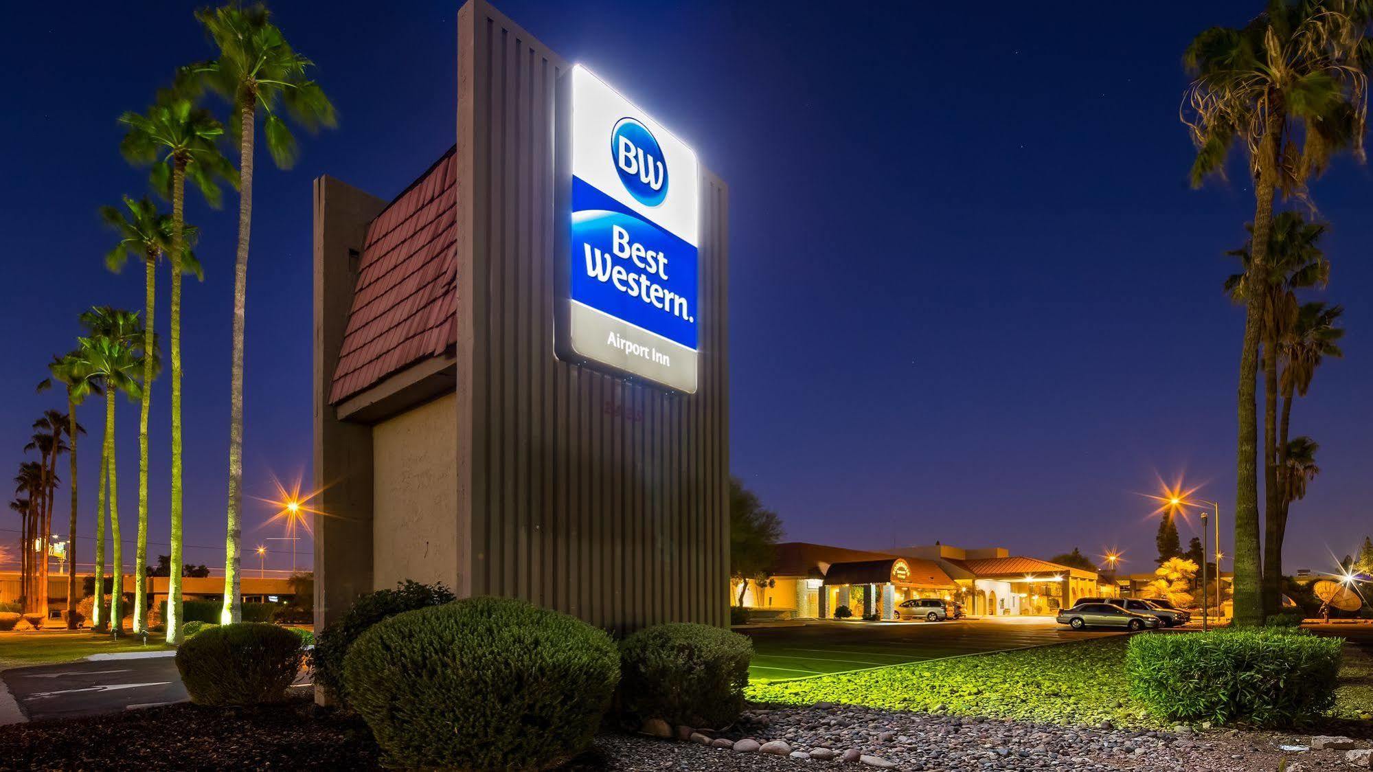 Inn Western Airport 3*