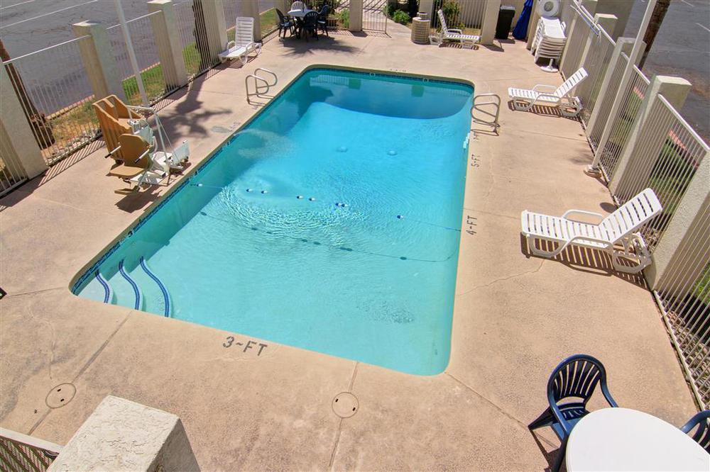 Hotel 6 Tempe, Az Phoenix Airport Priest Dr 2*