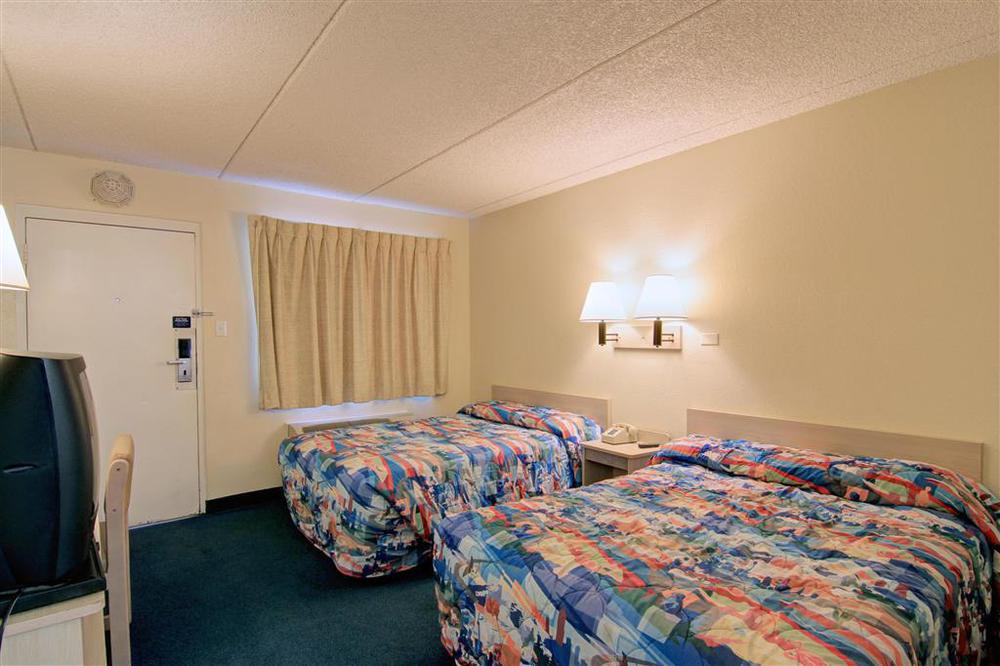 6 Tempe, Az Phoenix Airport Priest Dr Hotel 2*
