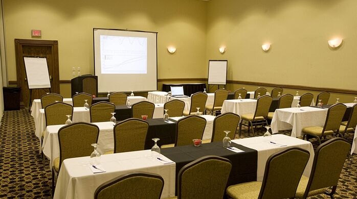 Hotel Hilton Garden Airport 3*