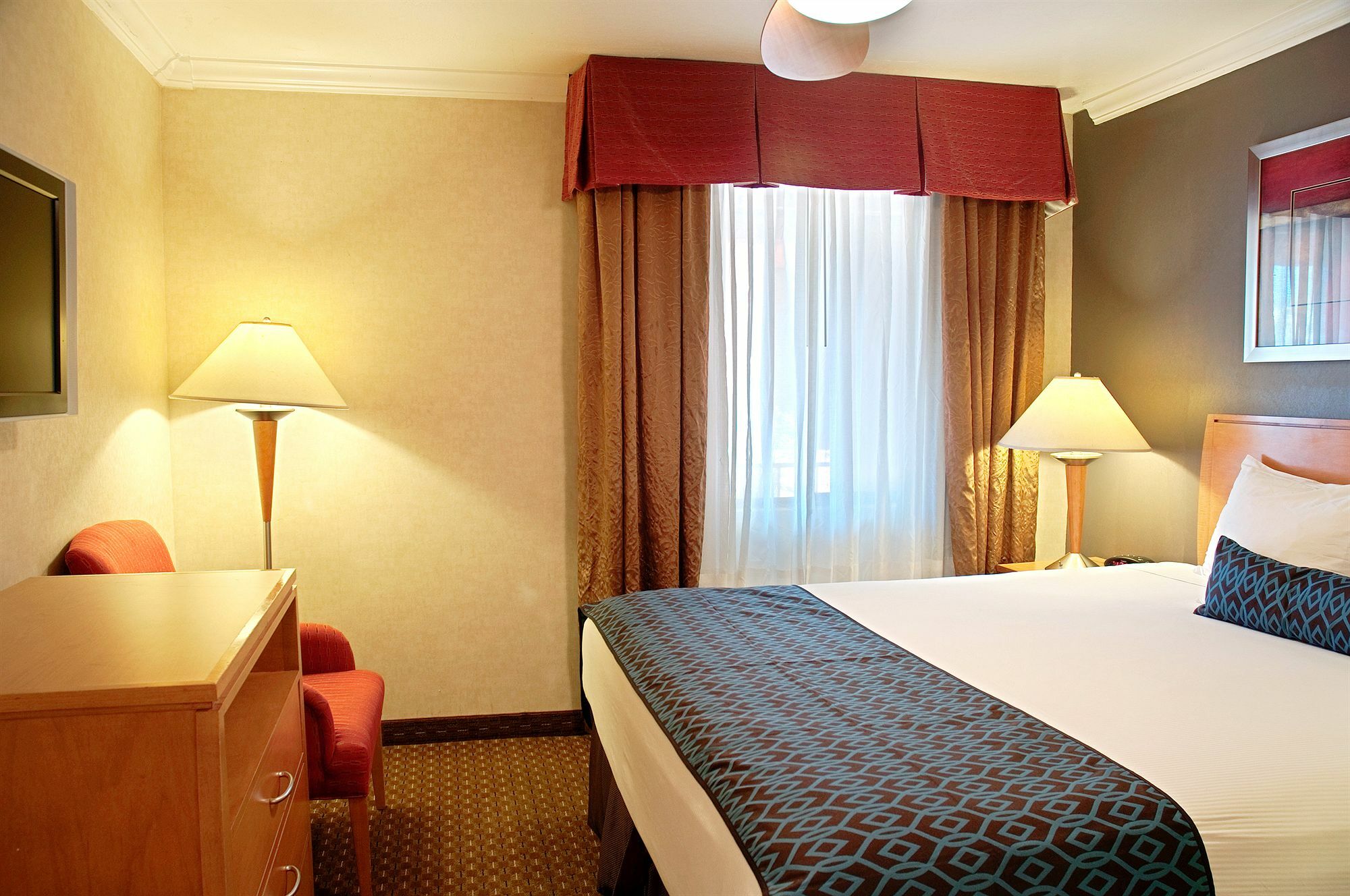 Tempe/phoenix Airport Innsuites & Hotel