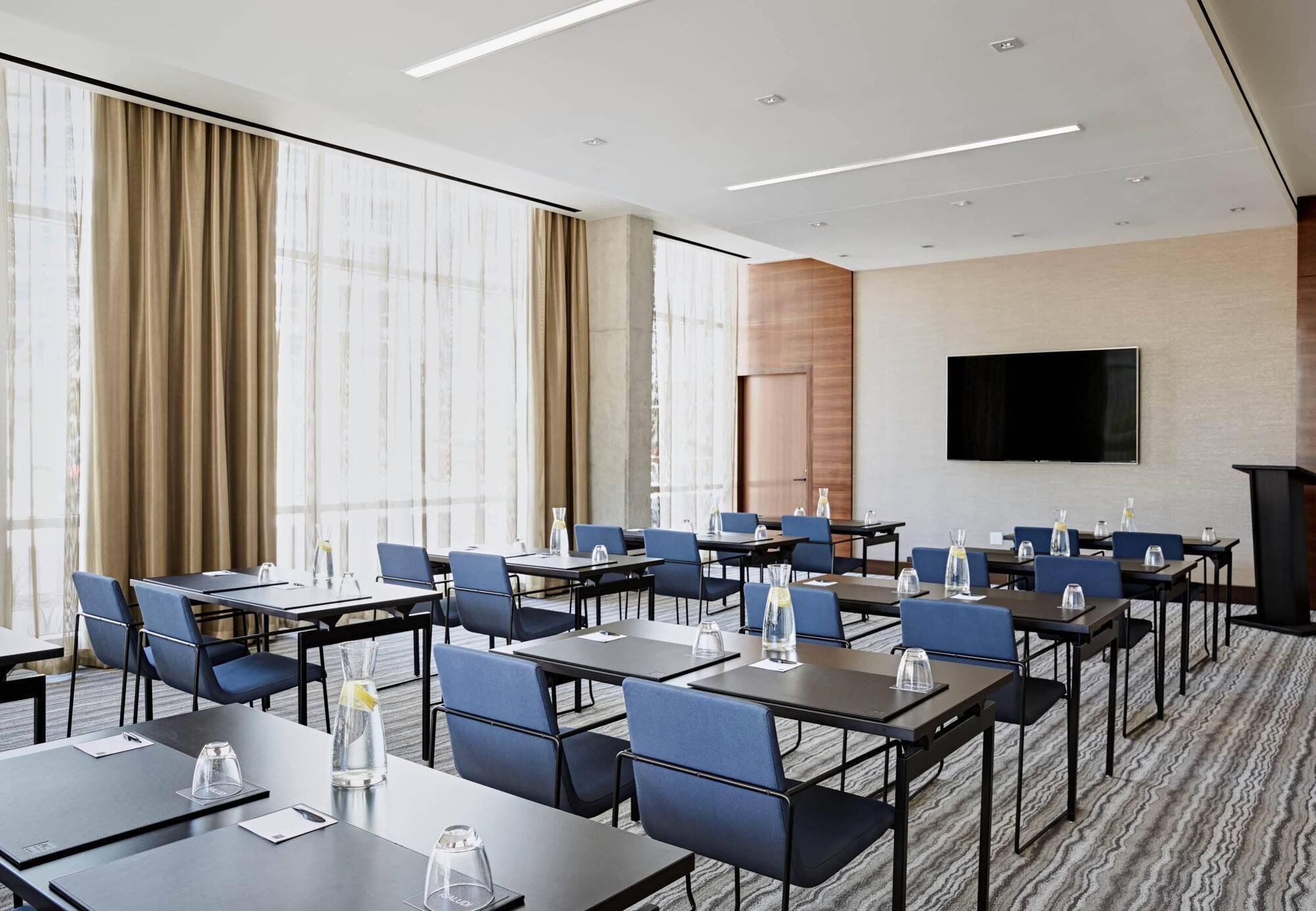 Ac By Marriott Phoenix Tempe/downtown Hotel 4*