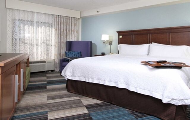 Hampton Tucson-airport 3*