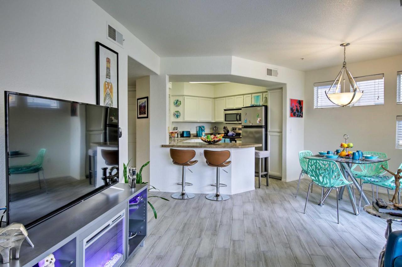 Modern With Pool About 3 Mi To Downtown Phoenix! Apartment Phoenix