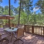 Rustic-Chic Prescott Cabin With Deck In Wooded Area!