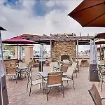 Voyager Resort Inn