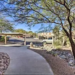 Tranquil Green Valley Townhome With Mtn Views!