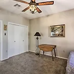 Tranquil Green Valley Townhome With Mtn Views!