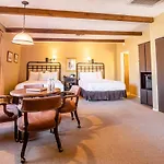 Tanque Verde Guest Ranch