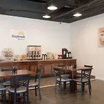 Days Hotel By Wyndham Peoria Glendale Area