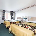 Super 8 By Wyndham Cottonwood