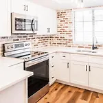 Spacious 2Bd I 2Ba Hidden Gem Close To Dt Phoenix